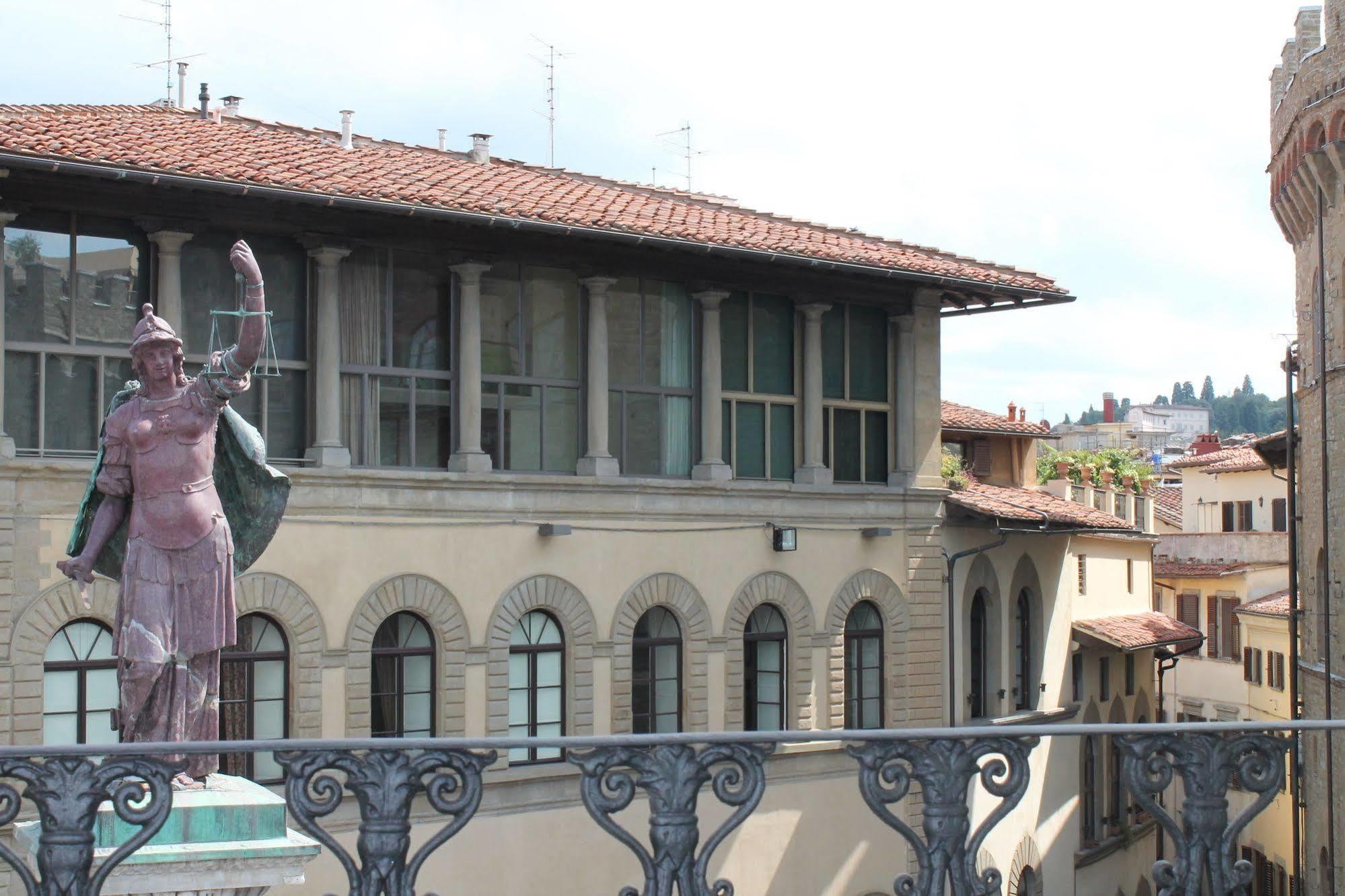 Couette-café Tornabuoni View Florence